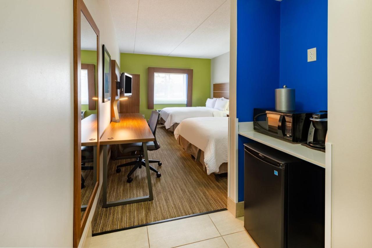 Holiday Inn Express Vermilion By Ihg Exterior photo