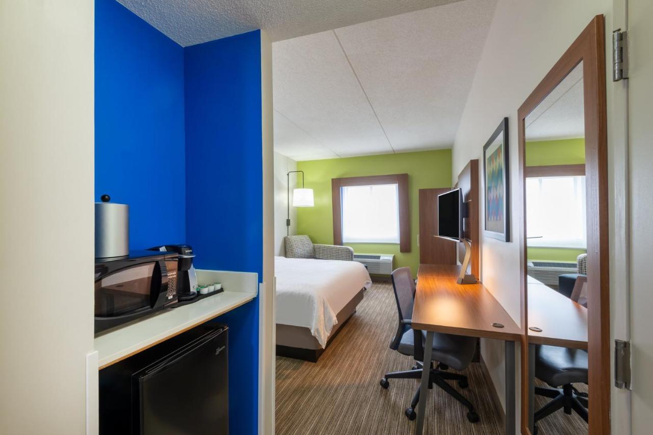 Holiday Inn Express Vermilion By Ihg Exterior photo