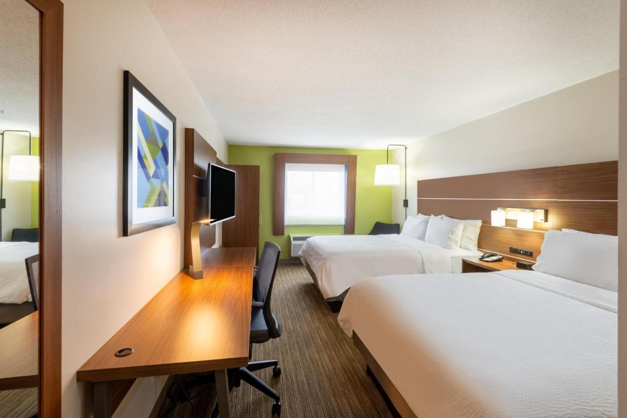 Holiday Inn Express Vermilion By Ihg Exterior photo